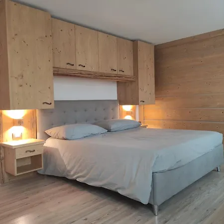 72 Apartment Padola